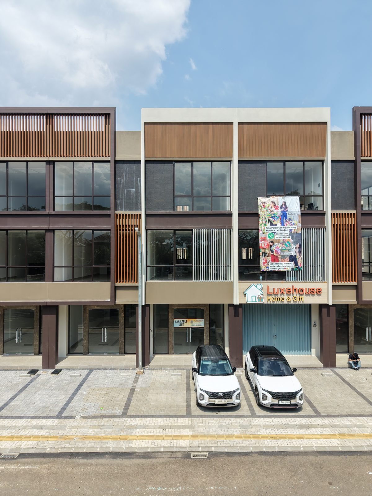 Ruko City Hub, foto 1